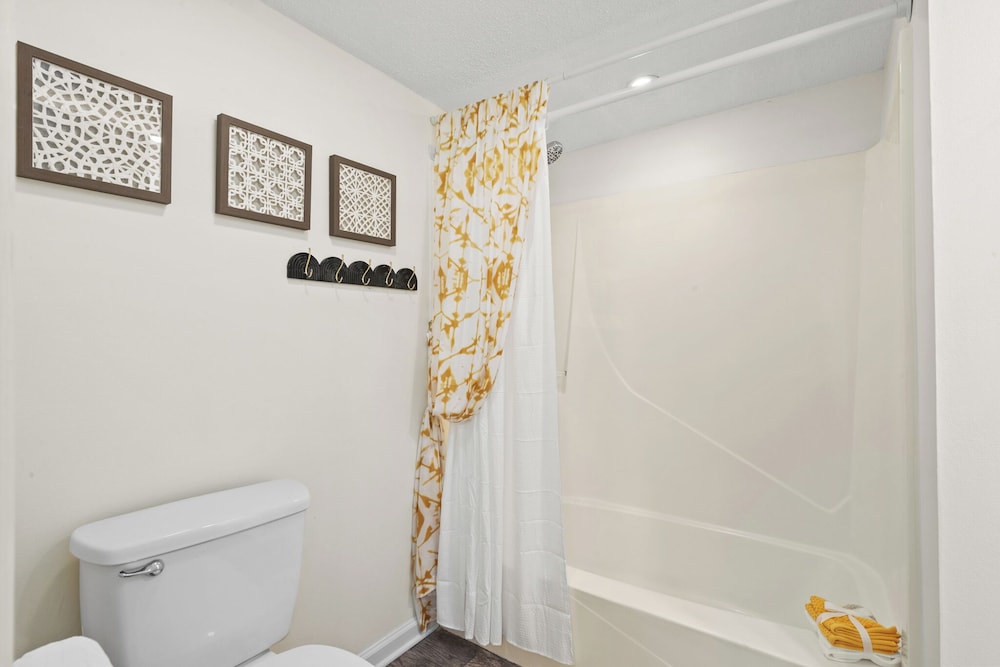Sandpiper Beacon Beach Resort - photo 400