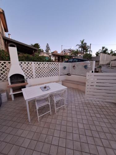 Casa Castellana — 4-Star Luxury Hotel in Marina Di Ragusa, Italy