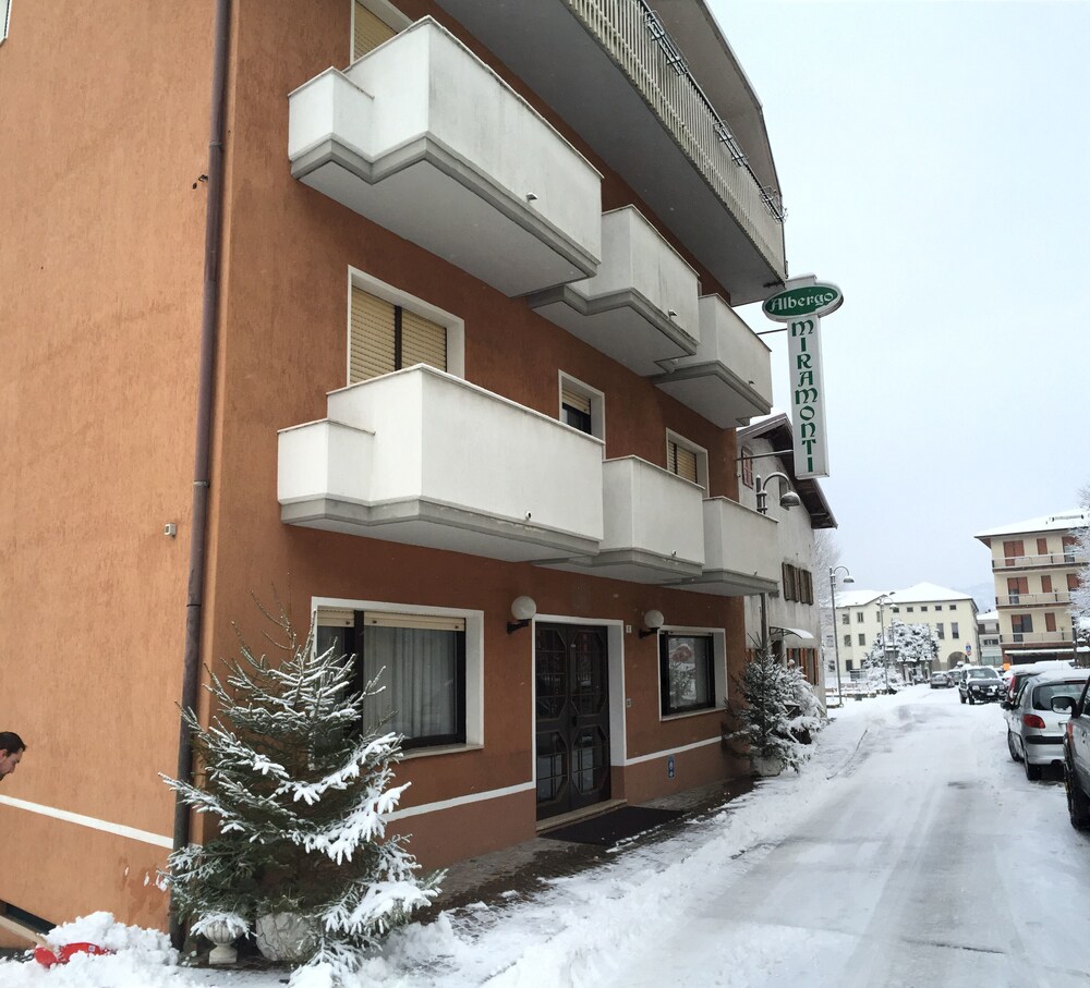 Albergo Miramonti — hotel in Arta Terme