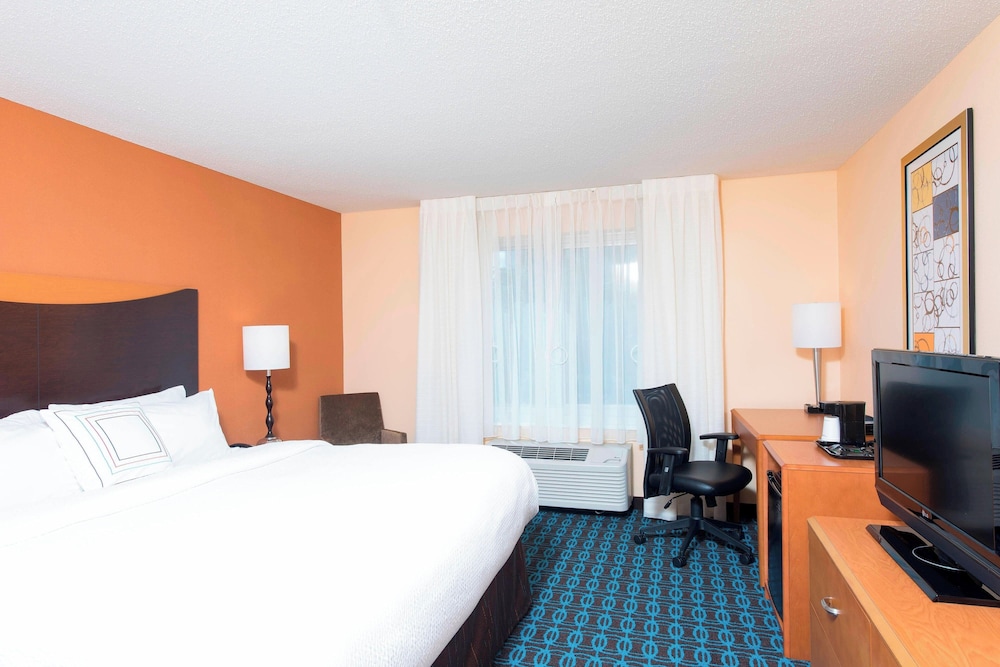 Fairfield Inn & Suites by Marriott Omaha Downtown - photo 7