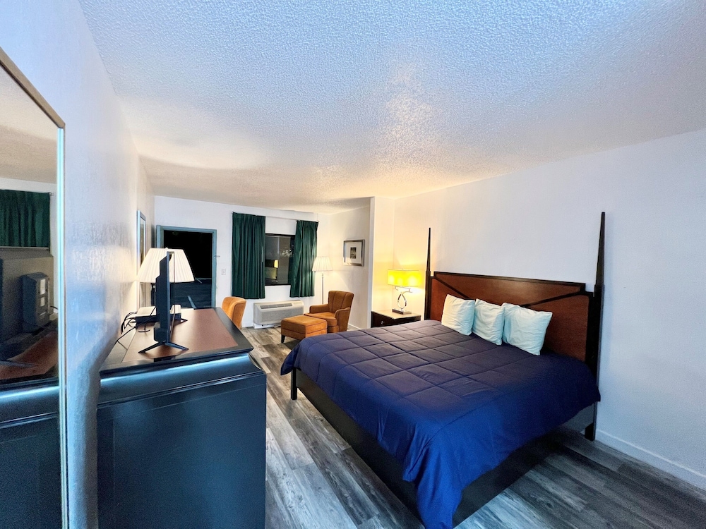 Bayou Inn & Suites - photo 9