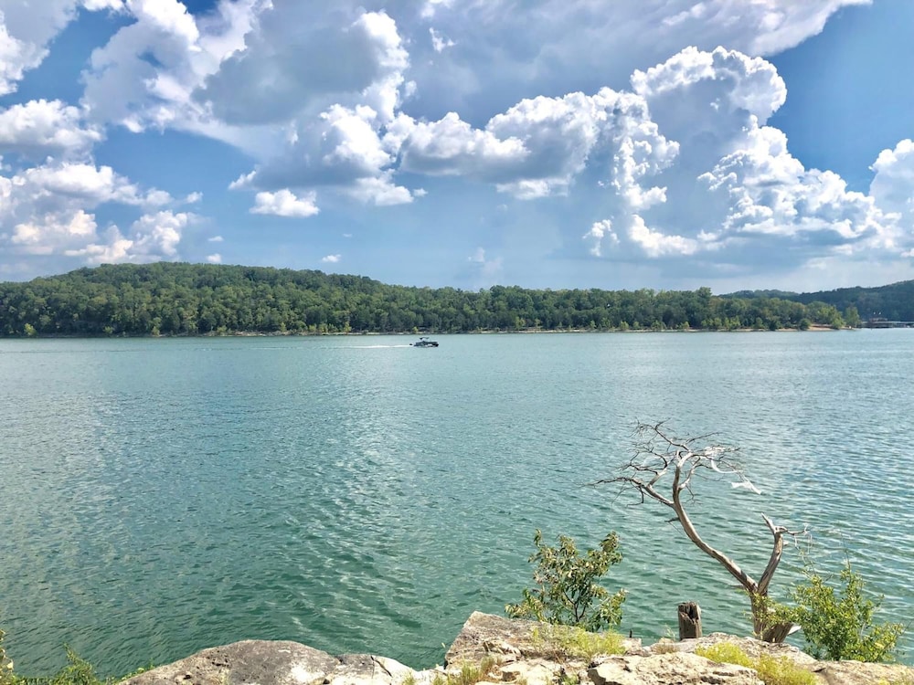 D'Monaco Luxury Resort - photo 54
