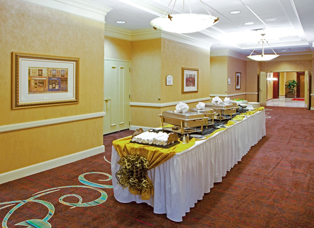 Holiday Inn Chantilly Dulles Expo Center by IHG - photo 43