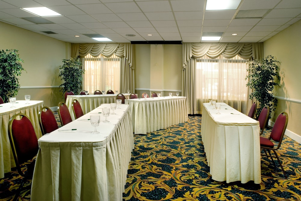 Holiday Inn Port St. Lucie by IHG - photo 27