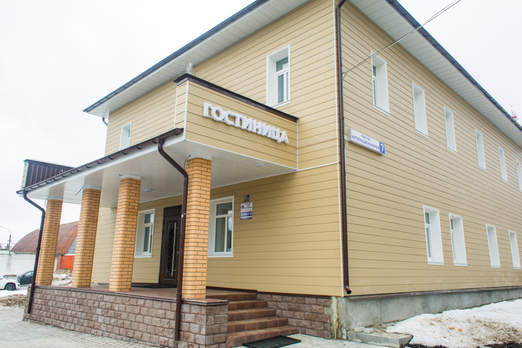 Hotel Central — hotel in Ruza