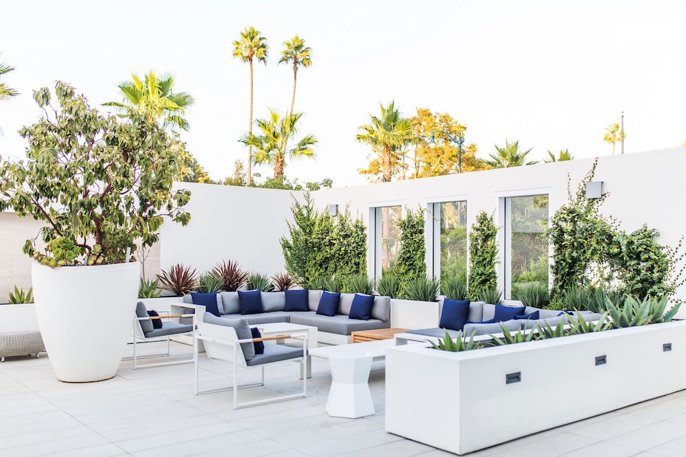 The Beverly Hilton - photo 101