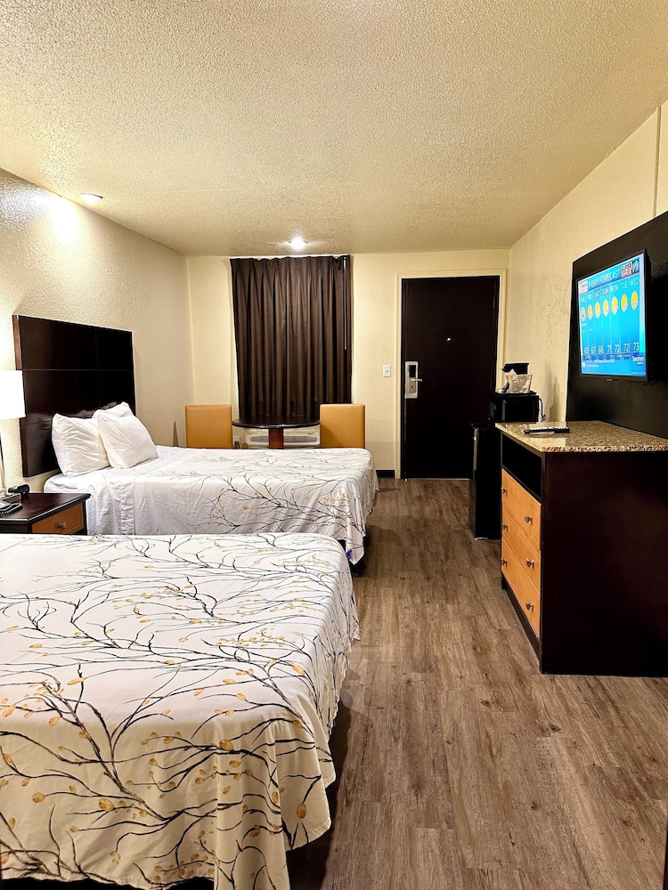 Travelers Inn Elizabeth City - photo 19