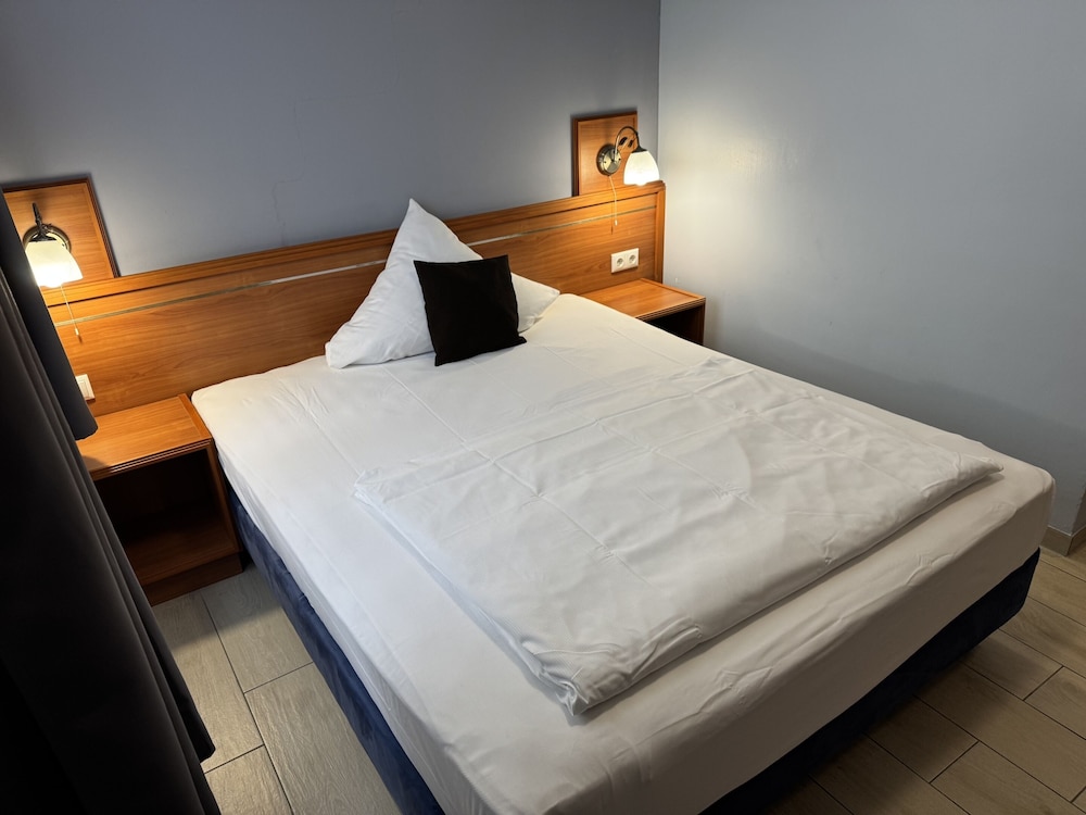 Hotel Mykonos — Eschweiler — photo 4