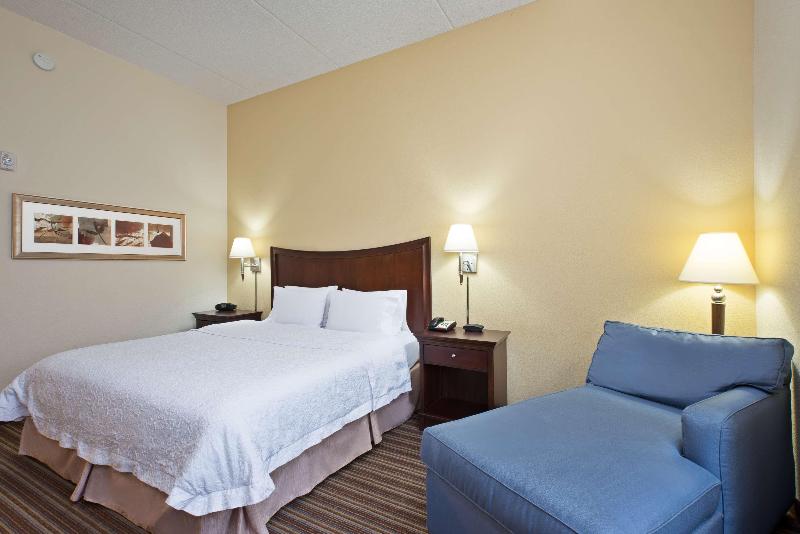 Hampton Inn by Hilton Gainesville Haymarket - photo 82