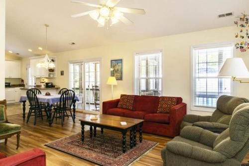 Island Delight by Oak Island Accommodations - photo 43