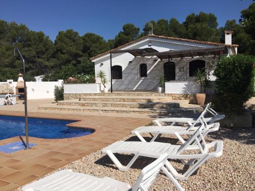 Masia - carbon neutral hotel in Unknown City