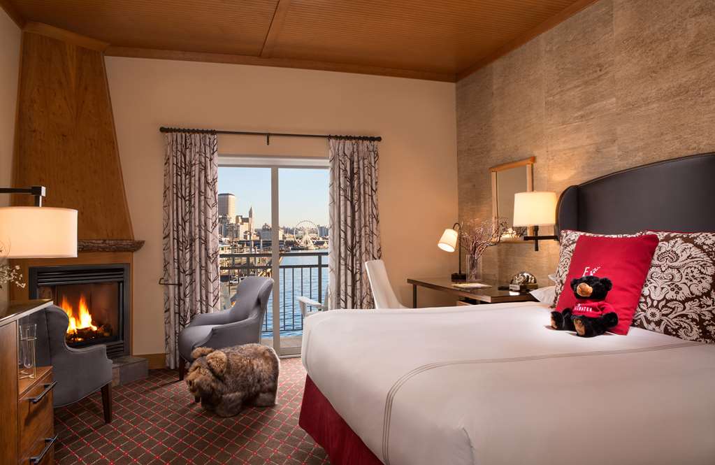 The Edgewater Hotel - photo 24