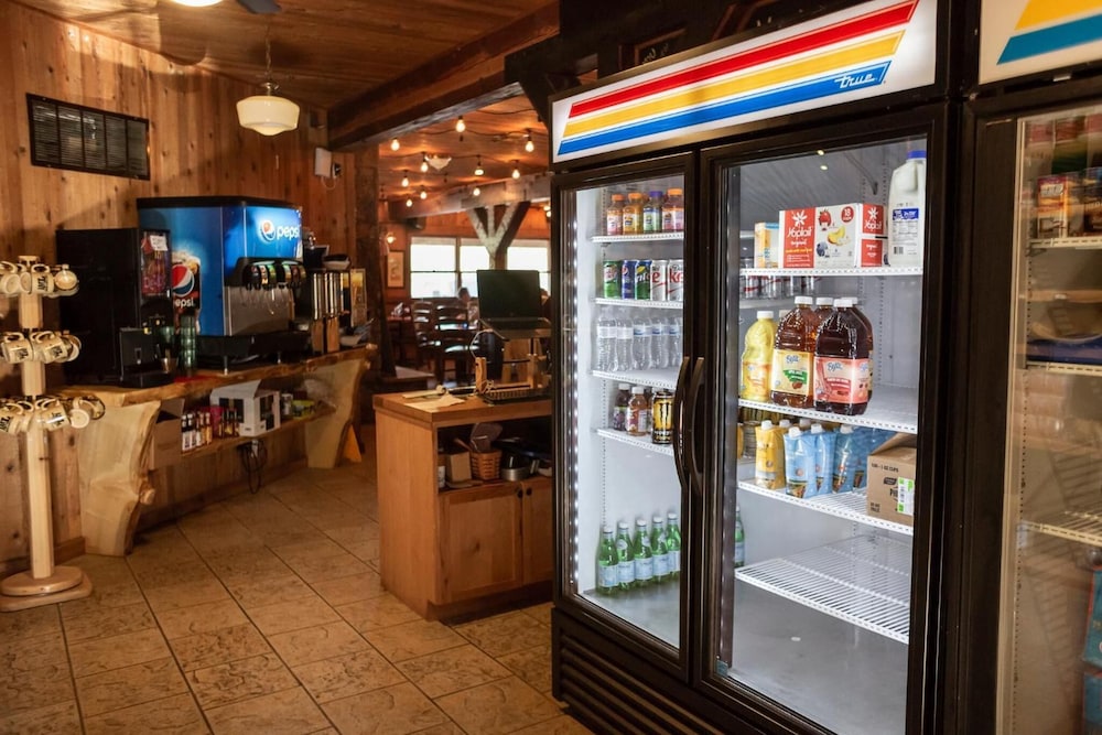 Arrowhead Mountain Lodge - photo 27