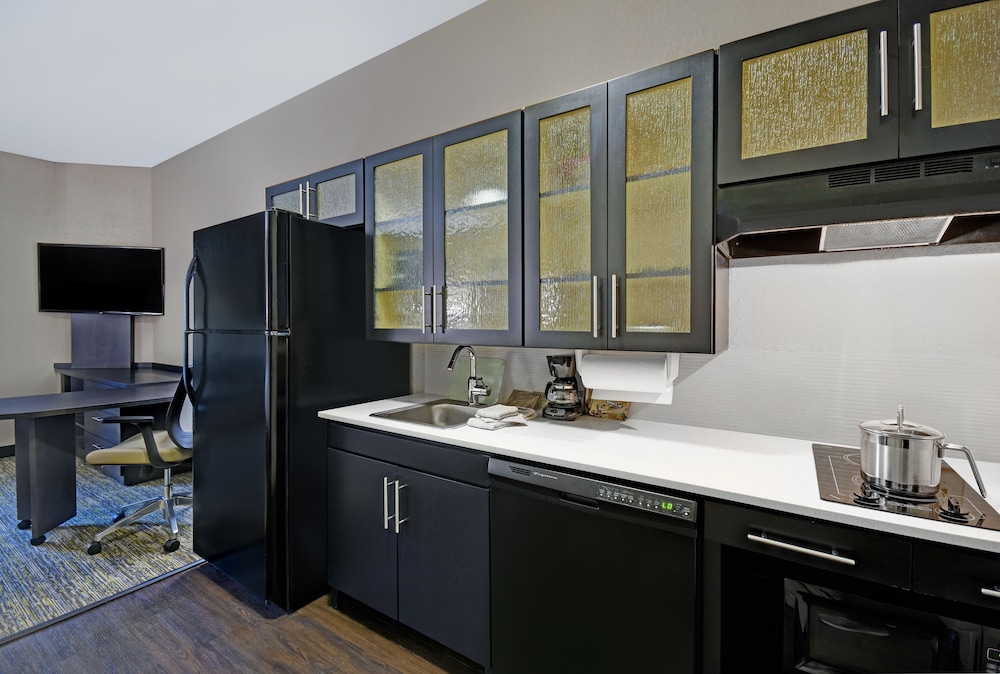 Candlewood Suites Sumter by IHG - photo 15