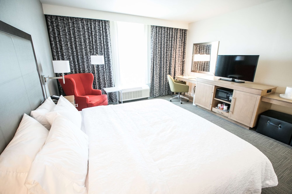 Hampton Inn & Suites Tempe Phoenix Airport AZ - photo 32