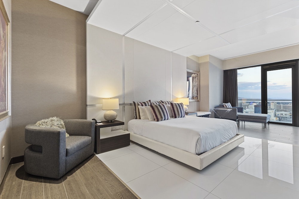 StripViewSuites at Palms Place Penthouses - photo 33
