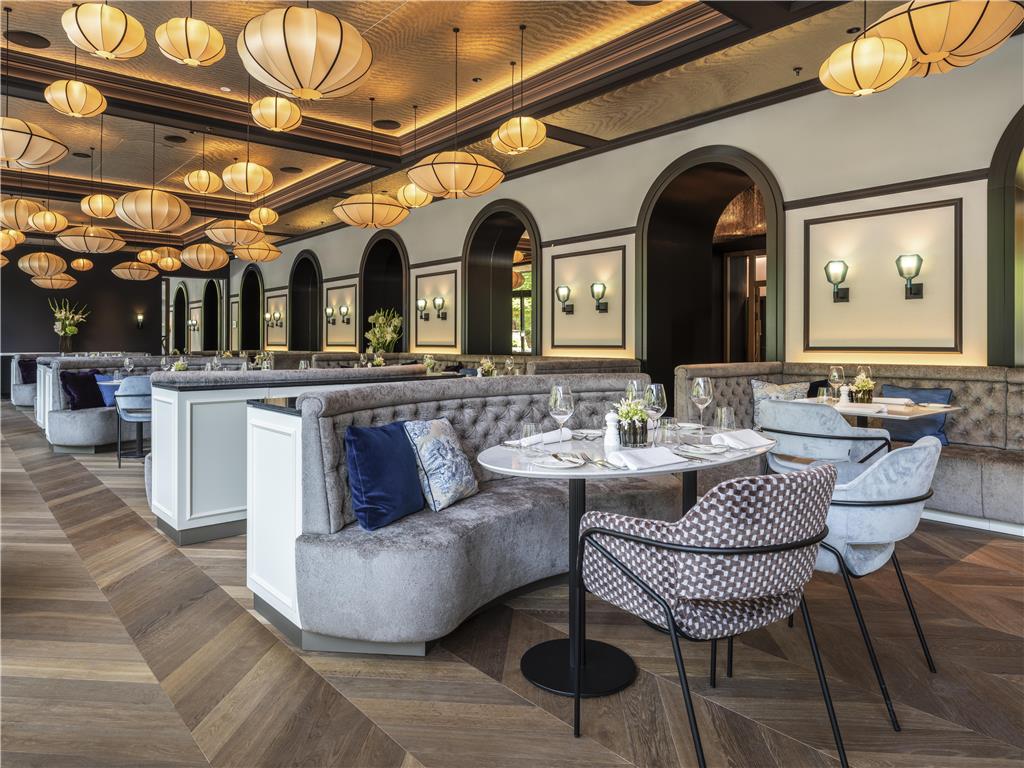 ICONS EHBB Restaurant