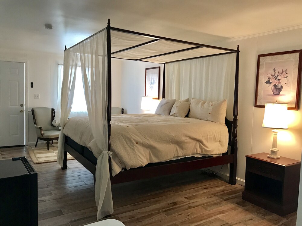 Sunset Valley Motel - photo 3