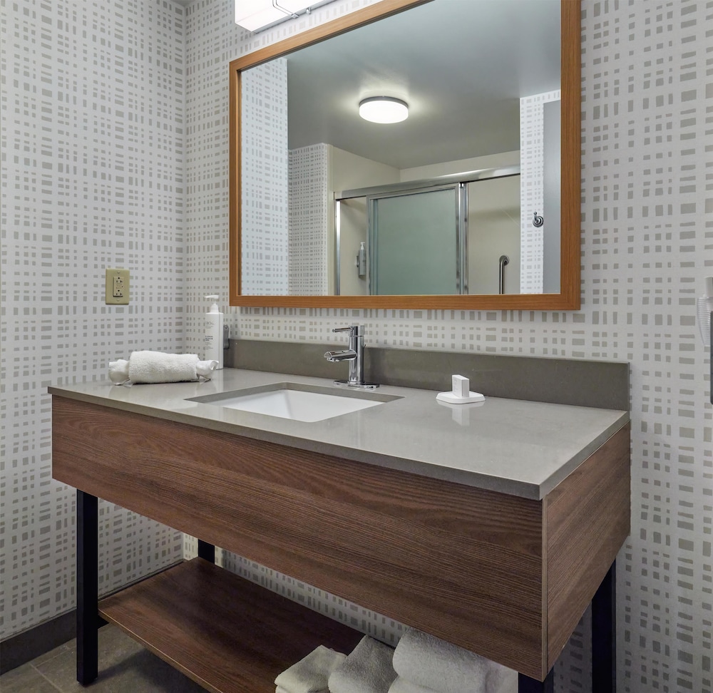 Hampton Inn & Suites Radcliff Fort Knox - photo 44