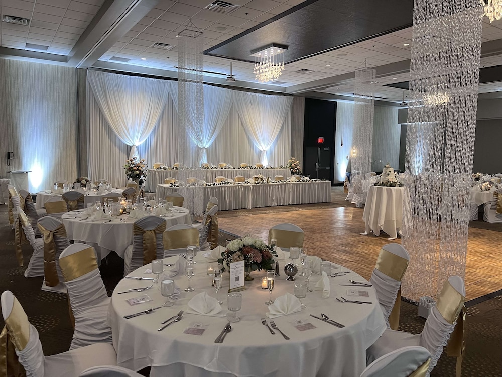 DoubleTree by Hilton Hotel Bloomington - photo 105