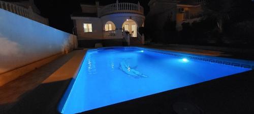 Villa Bélgica en Gran Alacant — 4-Star Luxury Hotel in Santa Pola, Spain
