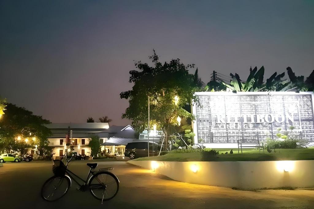 Rittiboon Vintage Hotel in Phrae, Thailand