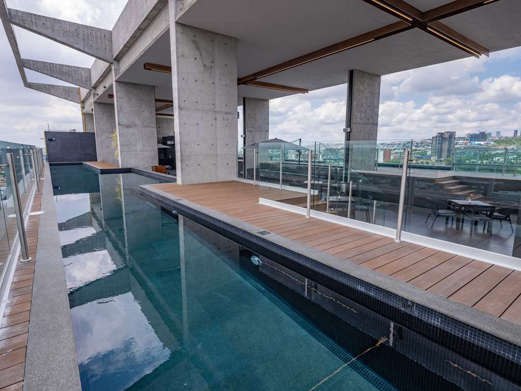 Roof Top Pool