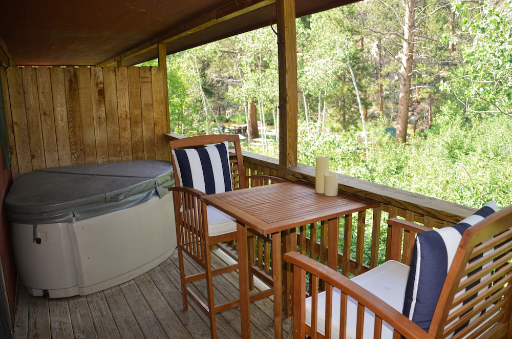 The Woolly Bugger Inn - photo 112