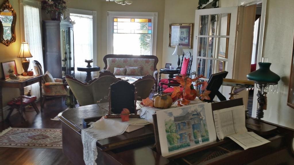 Swann Hotel Bed & Breakfast in Jasper, United States