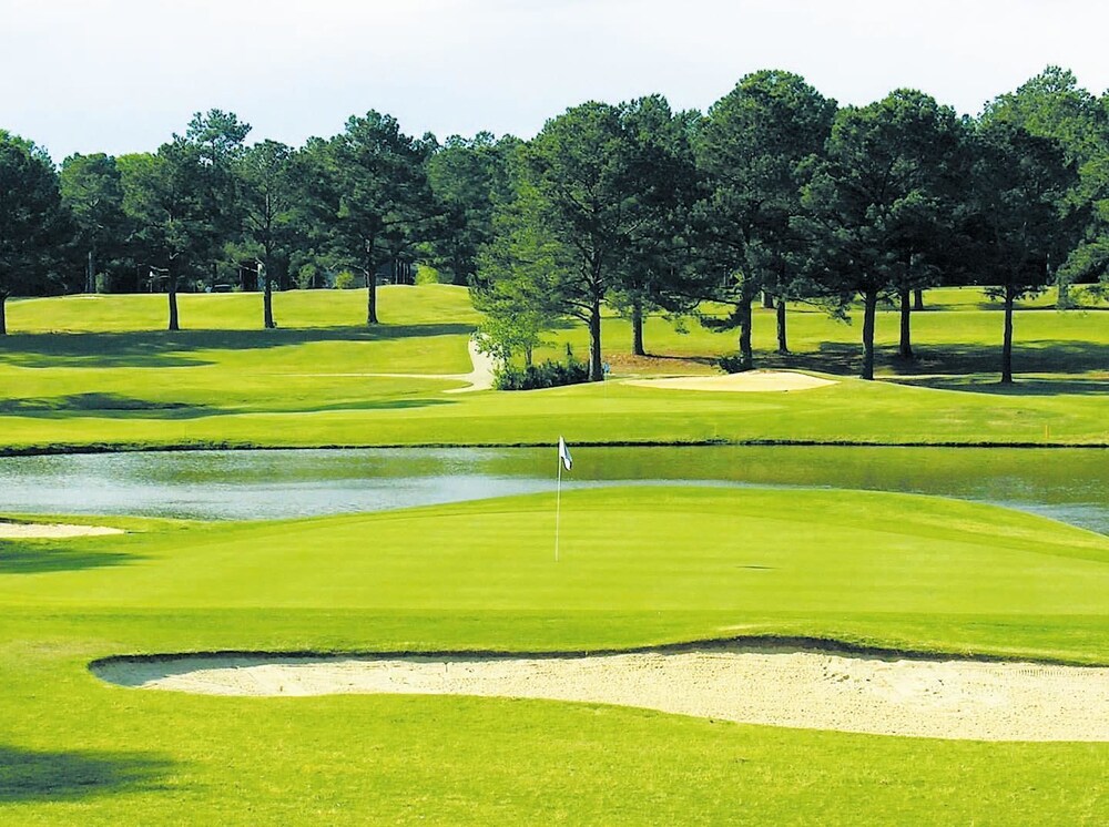 Dothan National Golf Club And Hotel — Dothan