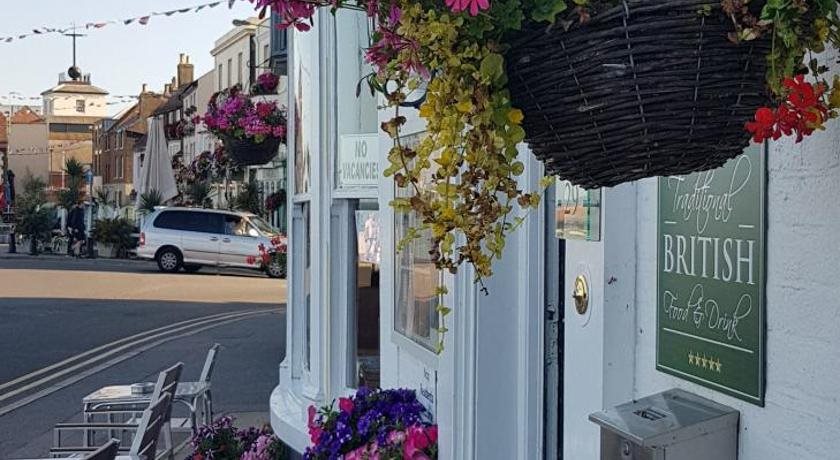 The Beachbrow Hotel Guest House in Dover, United Kingdom