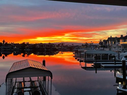 Discovery Bay Home On Fast Water 2 400sq Ft 22020969 — Discovery Bay