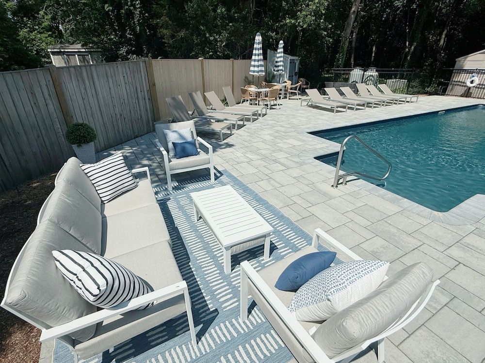 The Seagrove Suites & Guest Rooms - photo 52