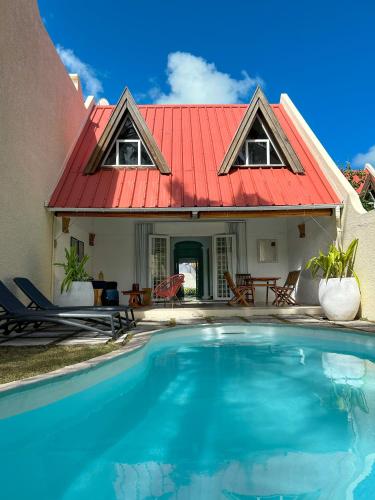 Chic Home with Private Pool 1 min to Beach — 4-Star Luxury Hotel in Cap Malheureux, Mauritius