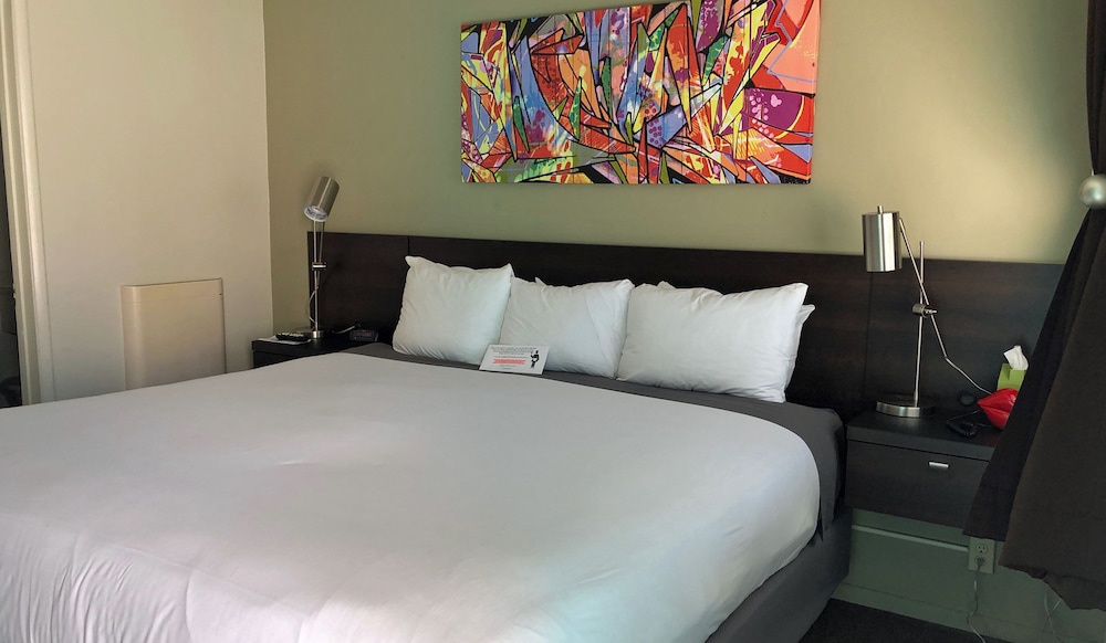 Bayfront Inn at the Waterfront - photo 12