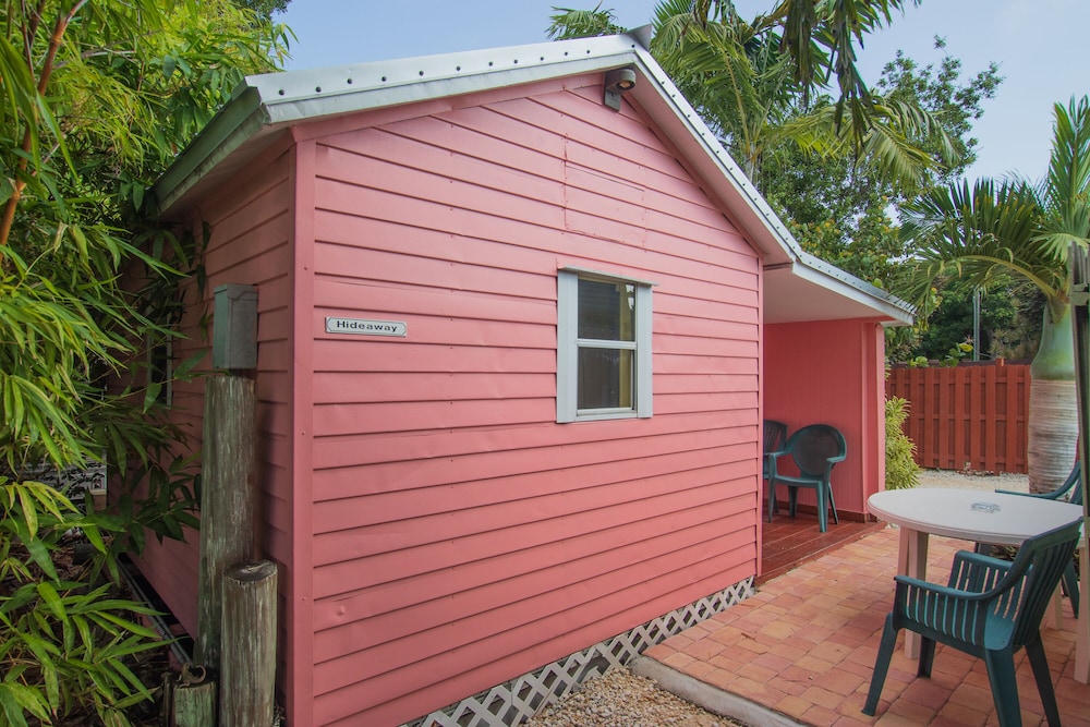 Sunset Cove Beach Resort - photo 11