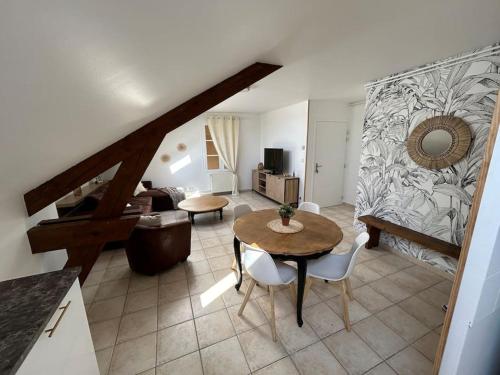 Le Triangle D Or in Langres, France