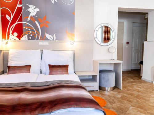 Mátyás Apartmanok — 4-Star Luxury Hotel in Hajduszoboszlo, Hungary