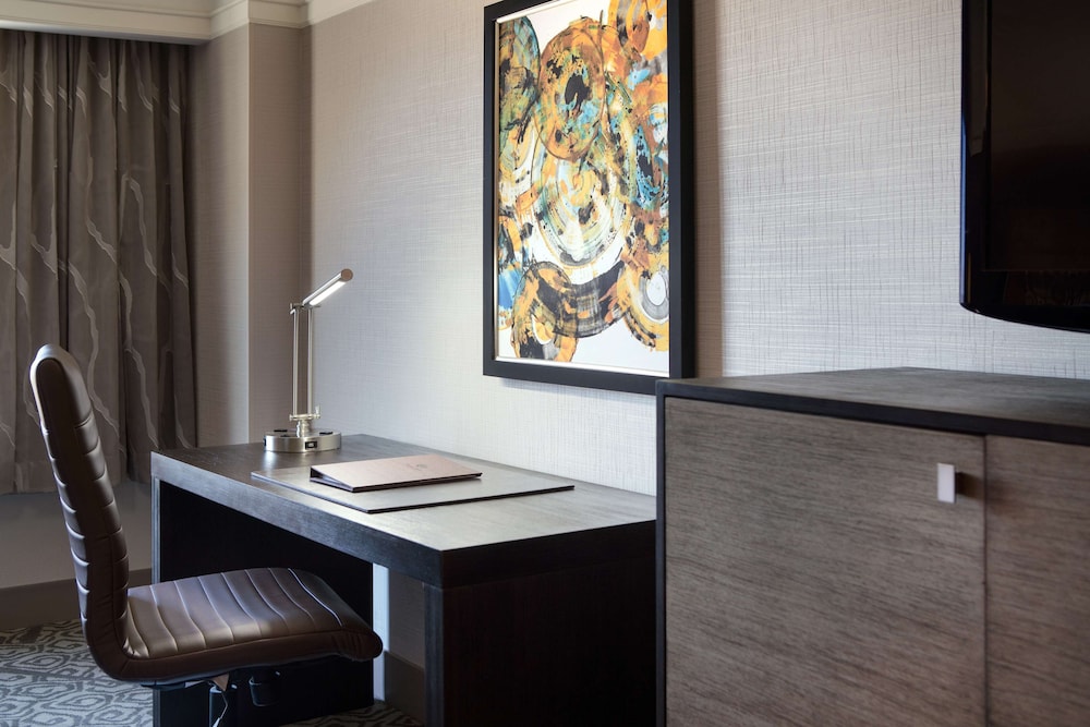 DoubleTree by Hilton San Francisco Airport North Bayfront - photo 7