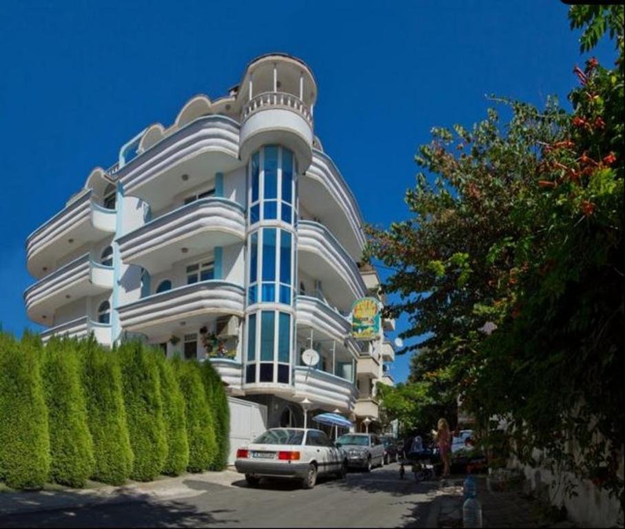 Family Hotel Paros 2 in Pomorie, Bulgaria
