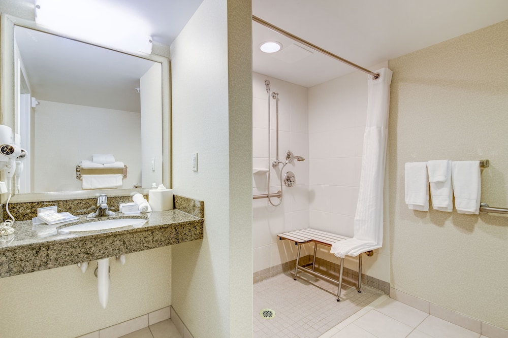 Hilton Garden Inn Waldorf - photo 15
