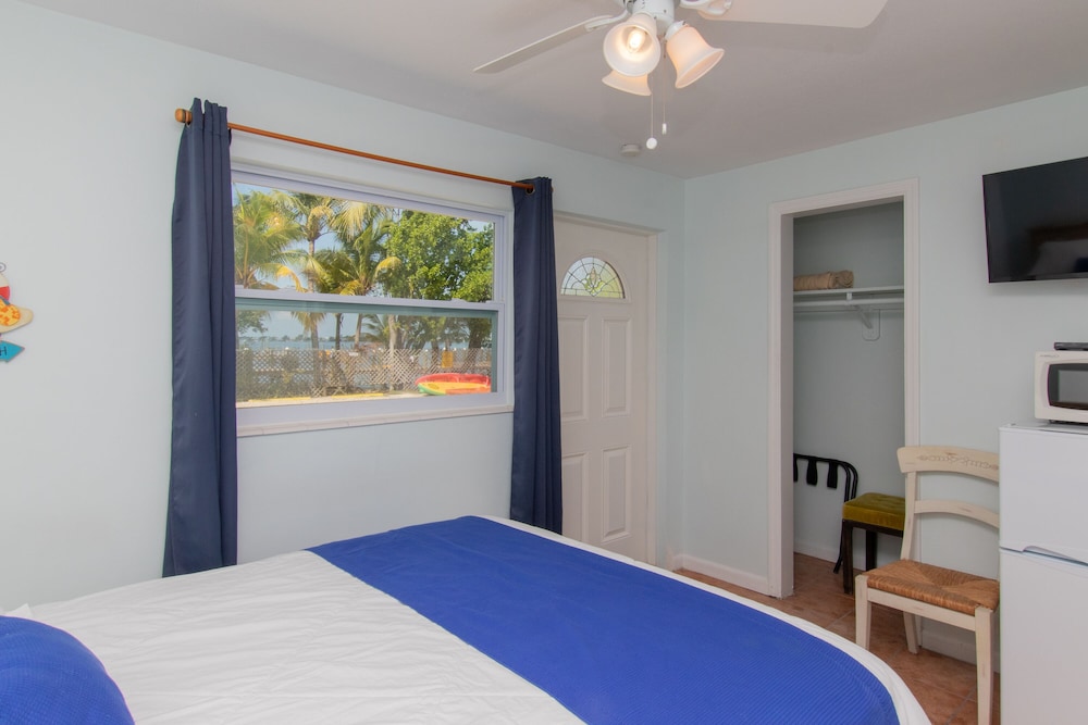 Sunset Cove Beach Resort - photo 15