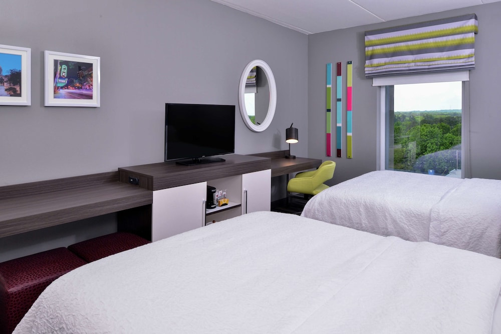 Hampton Inn & Suites Atlanta Marietta - photo 14