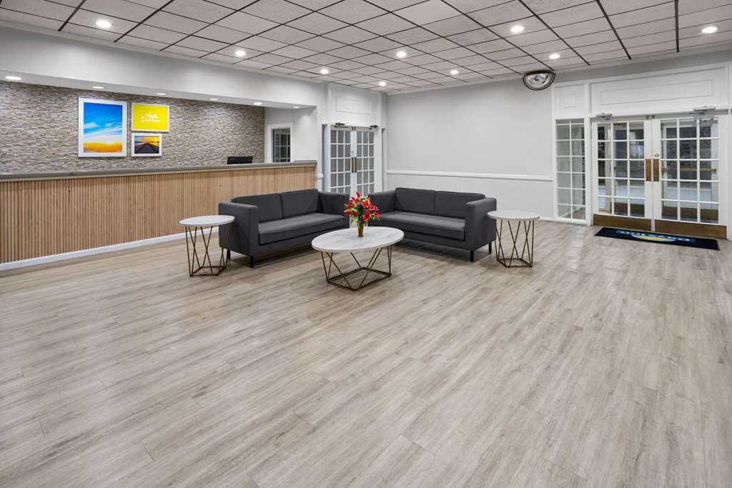 Days Inn by Wyndham Hinesville Near Fort Stewart - photo 7