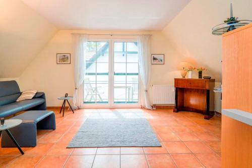 Seestraße 75 Wohnung Dachgeschoß — 4-Star Luxury Hotel in Zingst, Germany