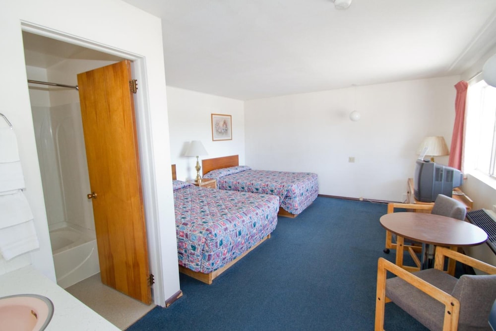 Brooks Street Motor Inn - photo 20