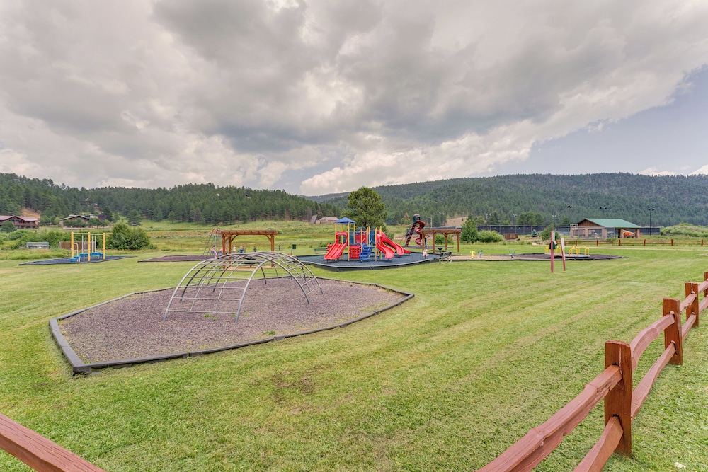Centrally Located Angel Fire Condo 1 2 Mi Resort - photo 27