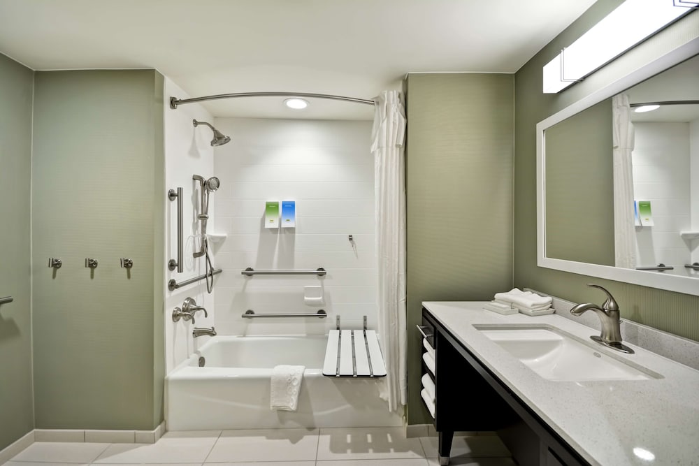 Home2 Suites By Hilton Maumee Toledo - photo 12