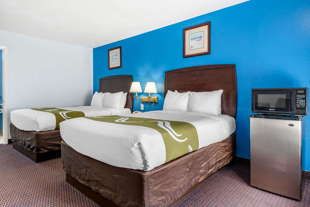 Quality Inn Sarasota North Near Lido Key Beach - photo 5
