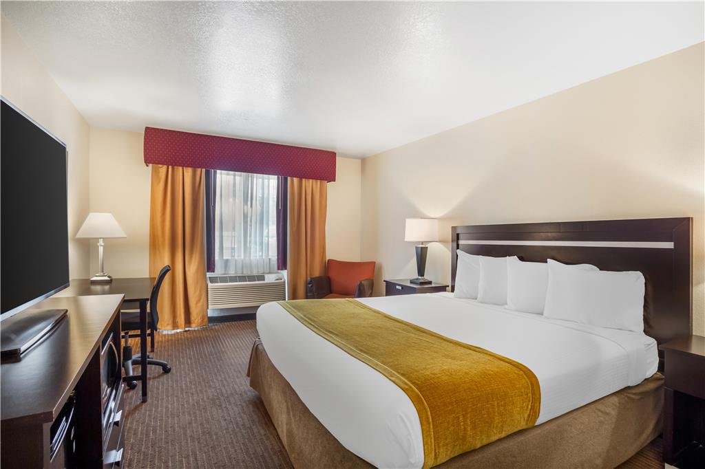 Best Western Luxury Inn - photo 22